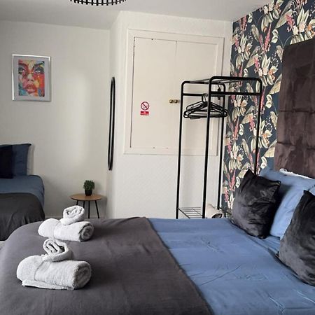 Crown Street Getaway Apartment แอร์ ภายนอก รูปภาพ