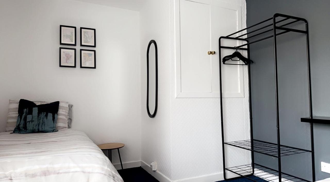 Crown Street Getaway Apartment แอร์ ภายนอก รูปภาพ