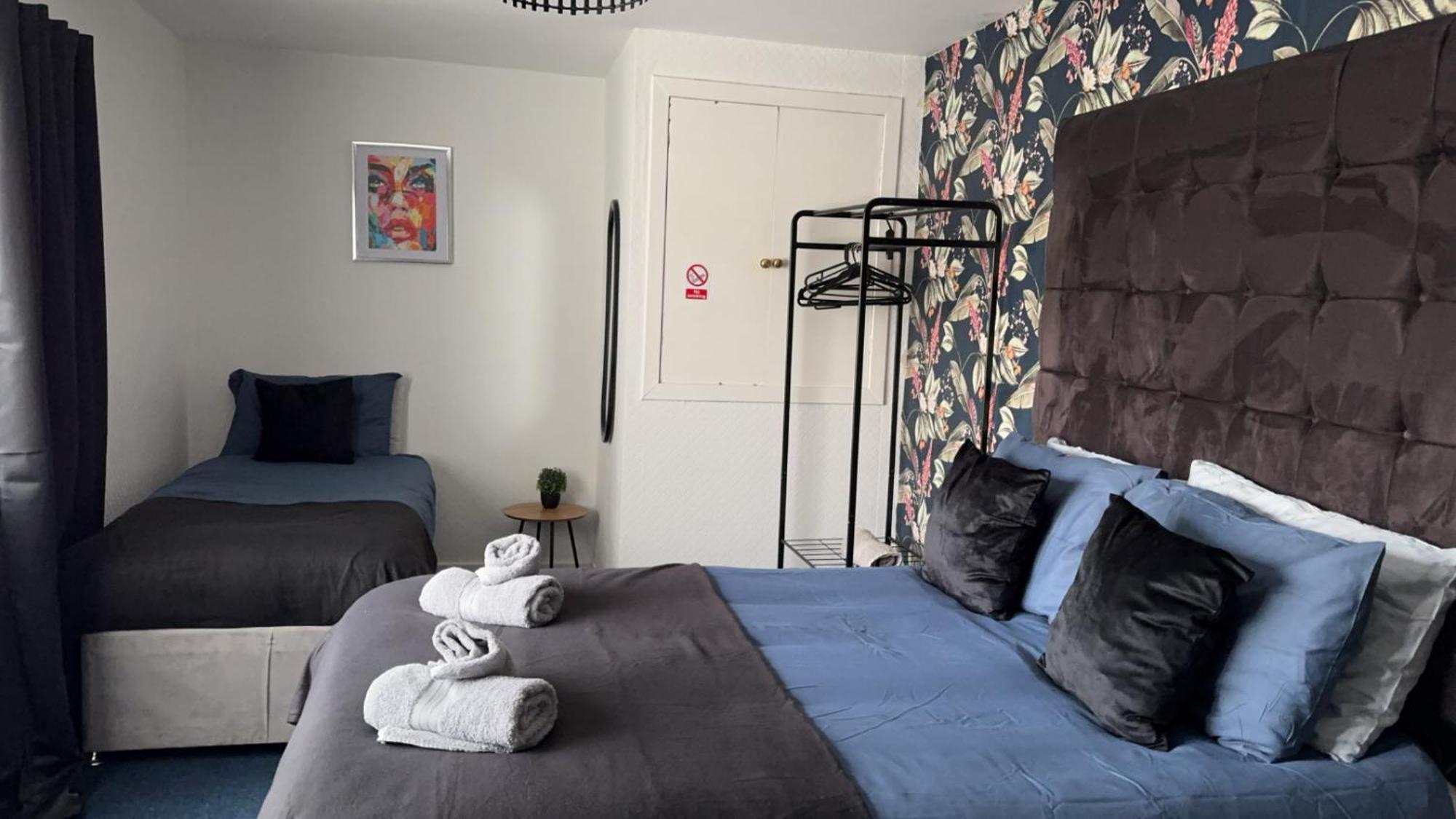 Crown Street Getaway Apartment แอร์ ภายนอก รูปภาพ